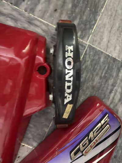 Honda 125 genuine tanki tapy