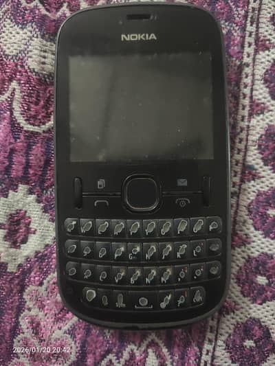 Nokia Asha 200 urgent sale