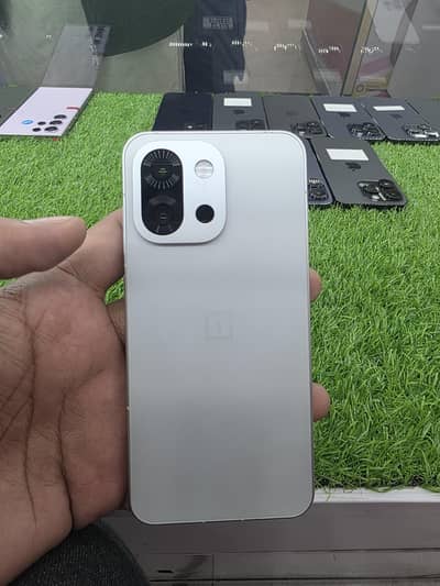 Oneplus 13s  16gb / 256gb  Non pta