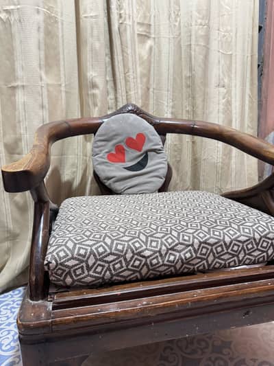 5 seater Sheesham wood sofa set with 2 side table and one center table