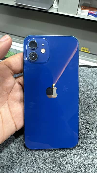 Iphone 12. . . . 128