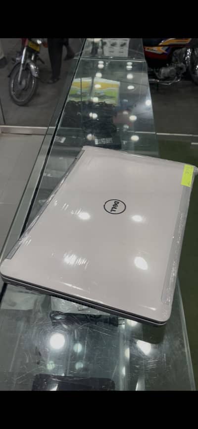 Dell Latitude i5 4th Generation