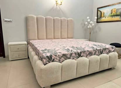 Bed /Poshish Bed /Double Bed/king Size Bed/Bed Dressing Side Table