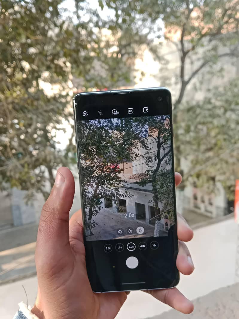 Samsung galaxy S10 3