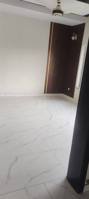 10 MARLA LIKE A BRAND NEW FULL LUXURY EXCELLENT GOOD CONDITION HOUSE FOR RENT IN JASMINE BLOCK BAHRIA TOWN LAHORE