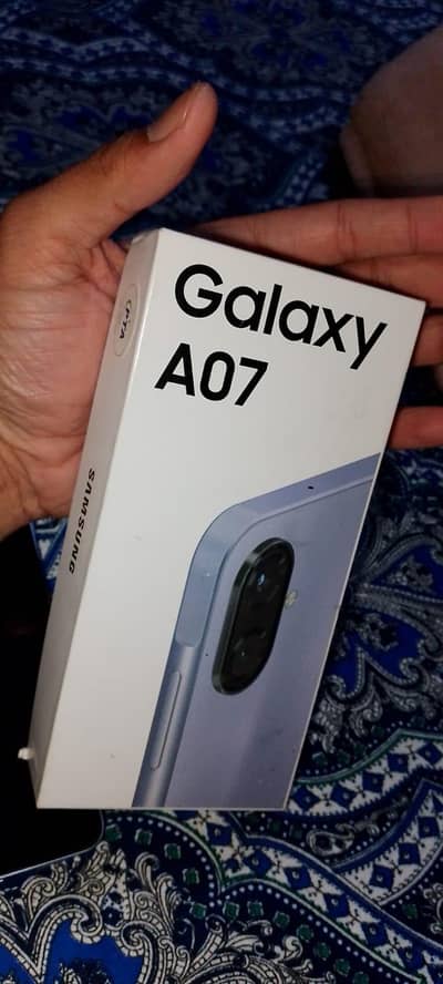 SAMSUNG A07 0_3_0_0_4_7_0_9_8_1_3