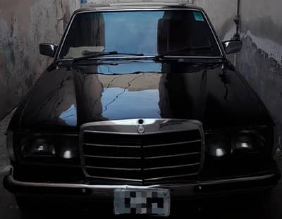 Mercedes Benz w123 1984 Exchange possible