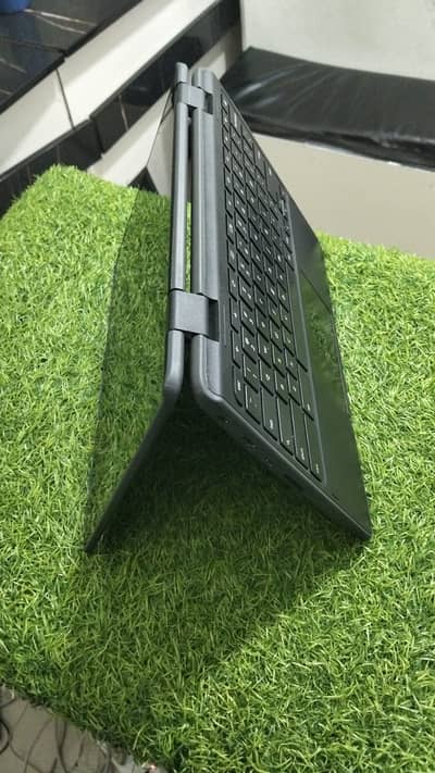 Lenovo 300E 2nd Gen Chromebook Touch 360 4GB RAM 32GB 2029 Update !