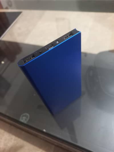 Aluminium dark/light shade power bank