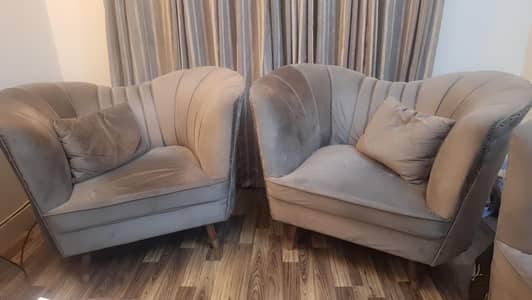 Moving abroad sale - 7 Seater Sofa Set in Good Condition