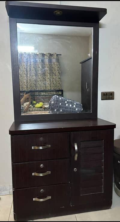 Dressing table for sale