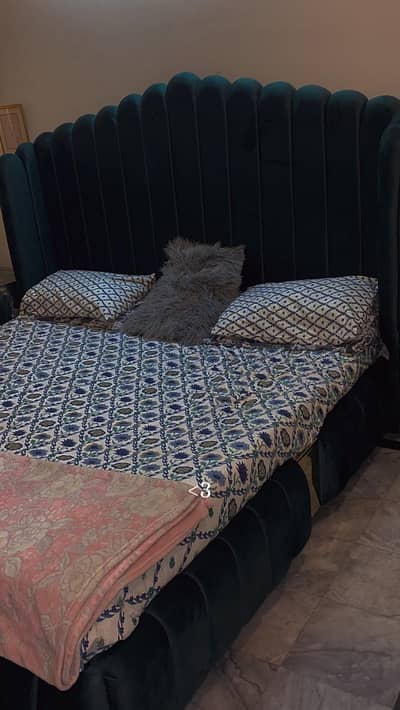 Bed set new for sale