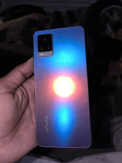 Vivo V20
