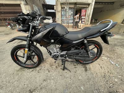 Yamaha YBR G