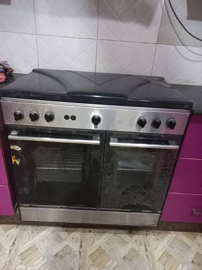 Gas stove and oven
