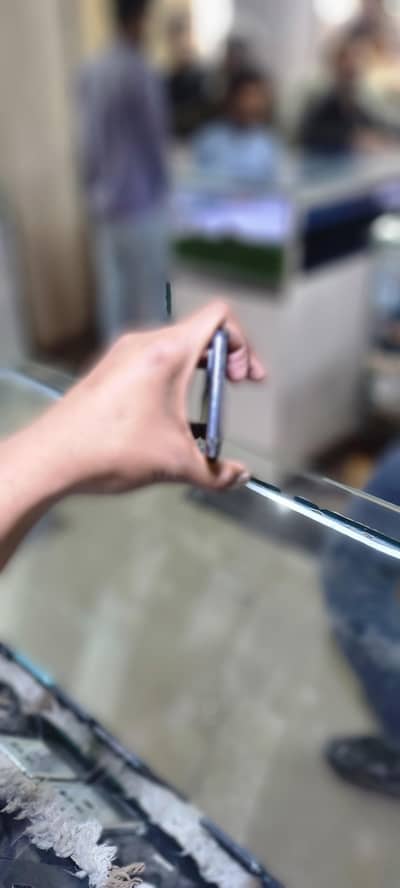 one plus N200 4/64 single sim processor 680 conditions 10 by 10