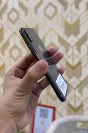 Apple iPhone X 256GB BEST CONDITION 9/10