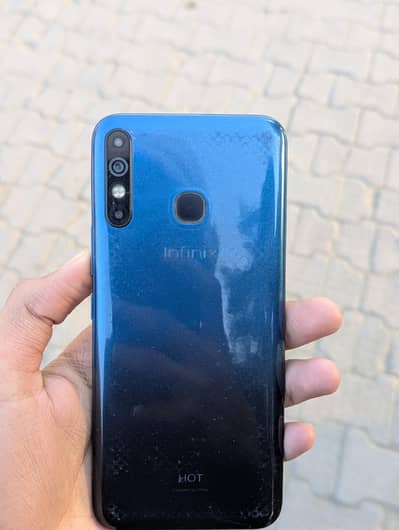 Infinix hot 8