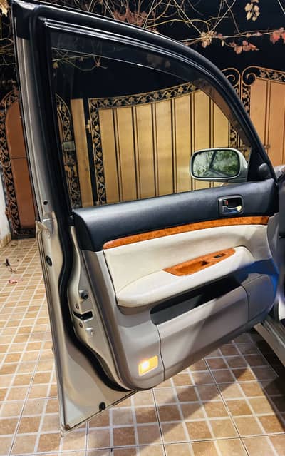 Toyota Mark II Grande Regalia