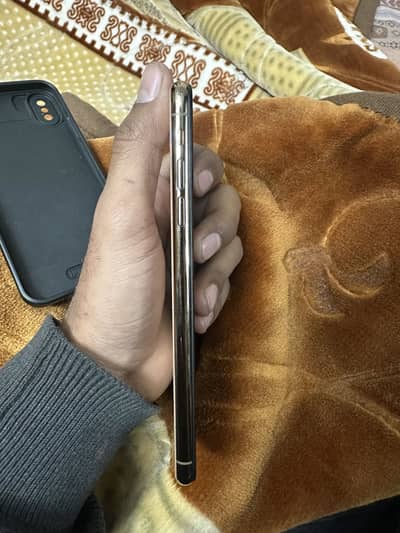 Iphone xsmax pta proved