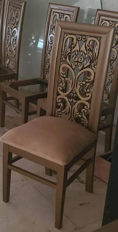 Dining Table with 6 Chairs