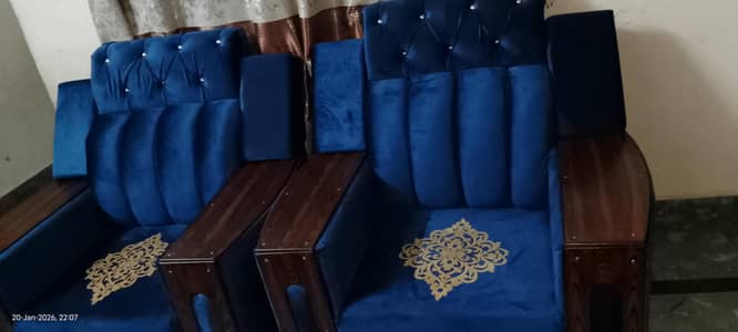 5 seater sofa  3+1+1