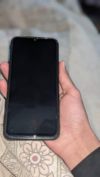 vivo y33 s 8GB RAM 128 GB memory 10/9 candison