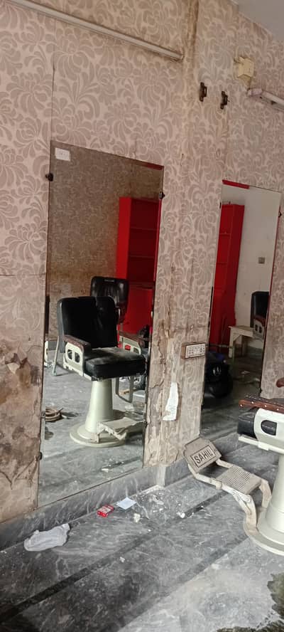 8×3 fancy miror for sale location khurrainwala 03051054266