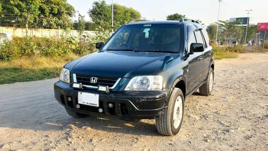 Honda CR-V Totally Genuine Islamabad Reg