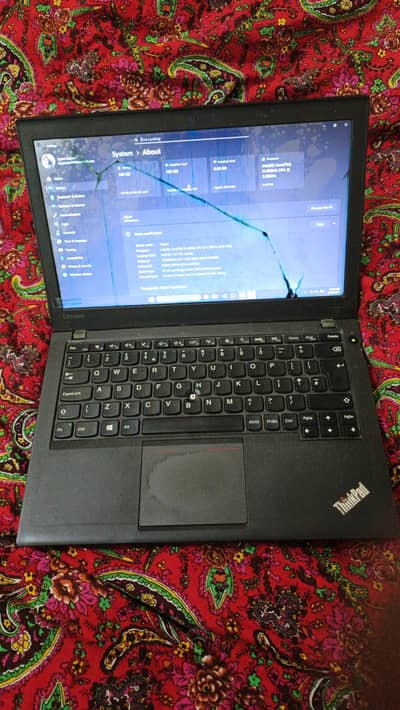 X260  8 ram 256 ssd