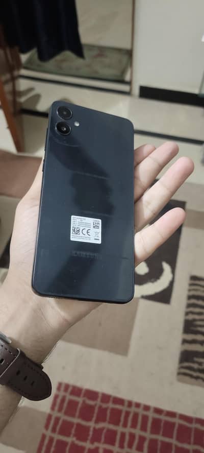 Samsung A05 6 128 10/10 condition 03182745788