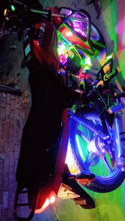 بائیک میں ایک روپے کا کام بھی نہیں ہے