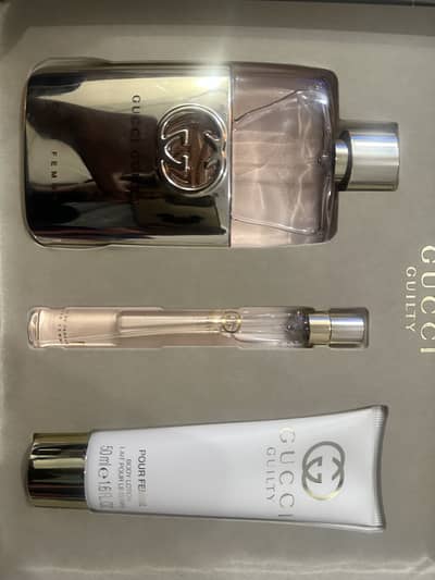 Gucci Guilty Pour Femme Eau de Parfum gift set.