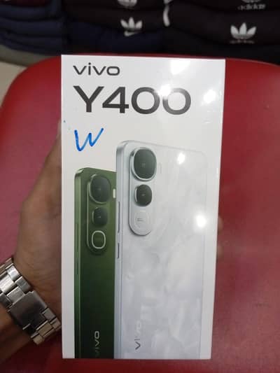 Vivo y400