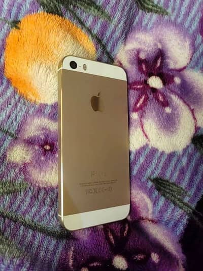 IPhone 5s 64GB PTA Approved My whatshapp number 03013564778 for sale