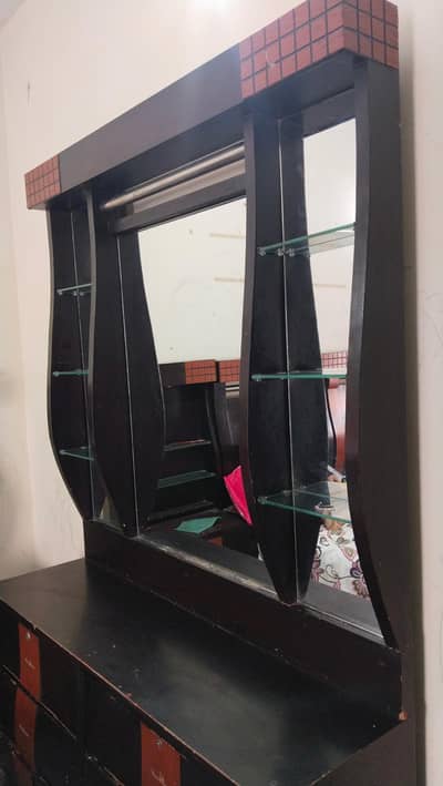 Dressing Table, 3 Seatr Sofa And Table