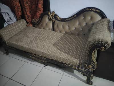 Dewan for Sale - Almost New