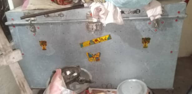 peti 5 by 3 with stand