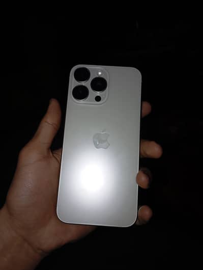 iPhone 15 pro max Non pta white titanium with box