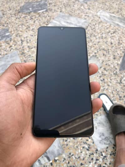 1plus 7t (90fps gaming device and good camera performance)