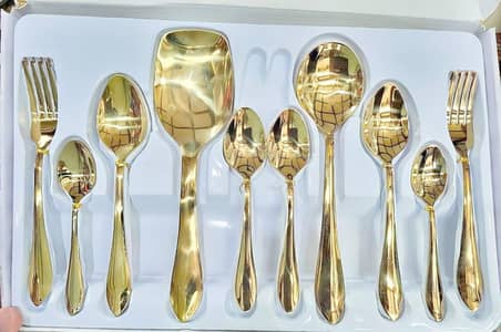 14 Guaje golden cutlery set