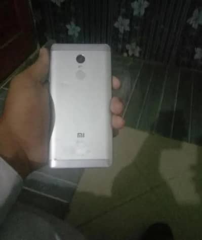 Redmi note 4 4/64 Ram with box or charger