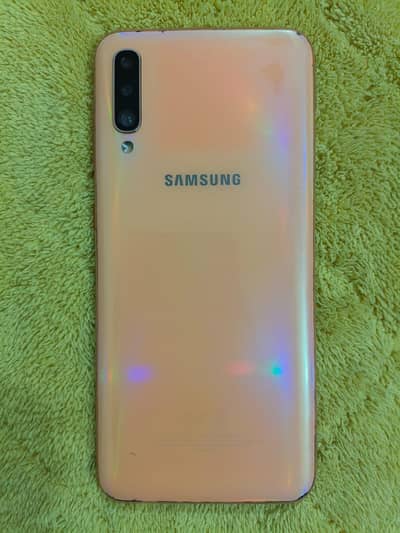 Samsung A50 4/64Gb PTA Approved