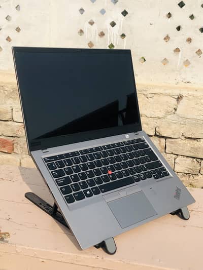 Lenovo X1 Carbon | 8th Gen | i5 | 256GB NVME M2