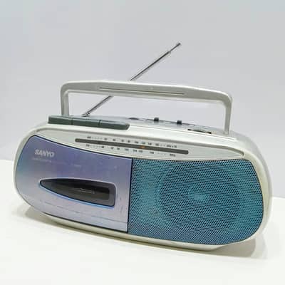 1970s SANYO M-1560F FM/AM Radio Cassette Player and Recorder Tape