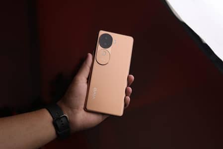 Vivo v40e - 5G (Golden Color)
