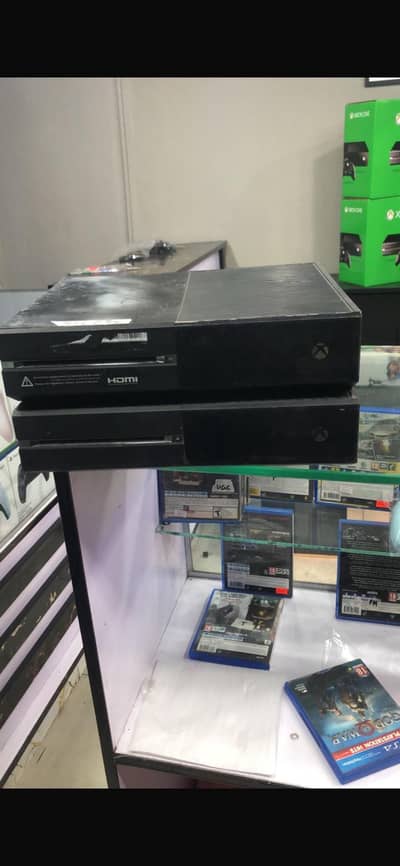 Xbox one 500 gb console