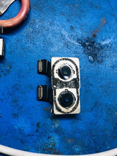 iphone x.         Cameras