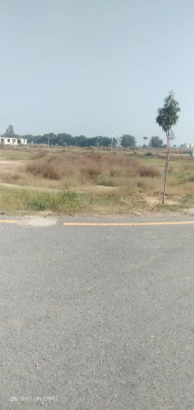 4 Kanal, farm House land Ready to Construct in Farm City Direct Access From Bedian Road