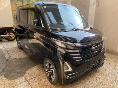 Nissan Days Roox  highway star